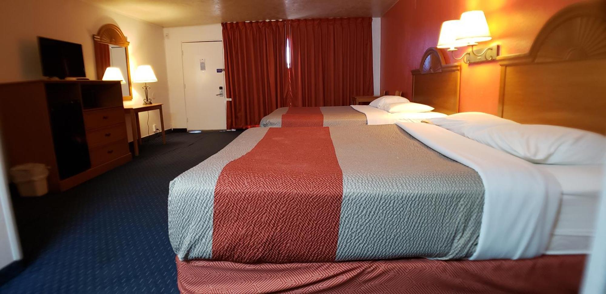 6-canon City, Co 719-458-1216 Hotel Canon City