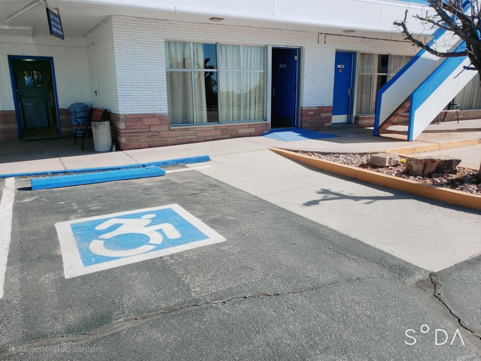 Hotel 6-canon City, Co 719-458-1216 Canon City
