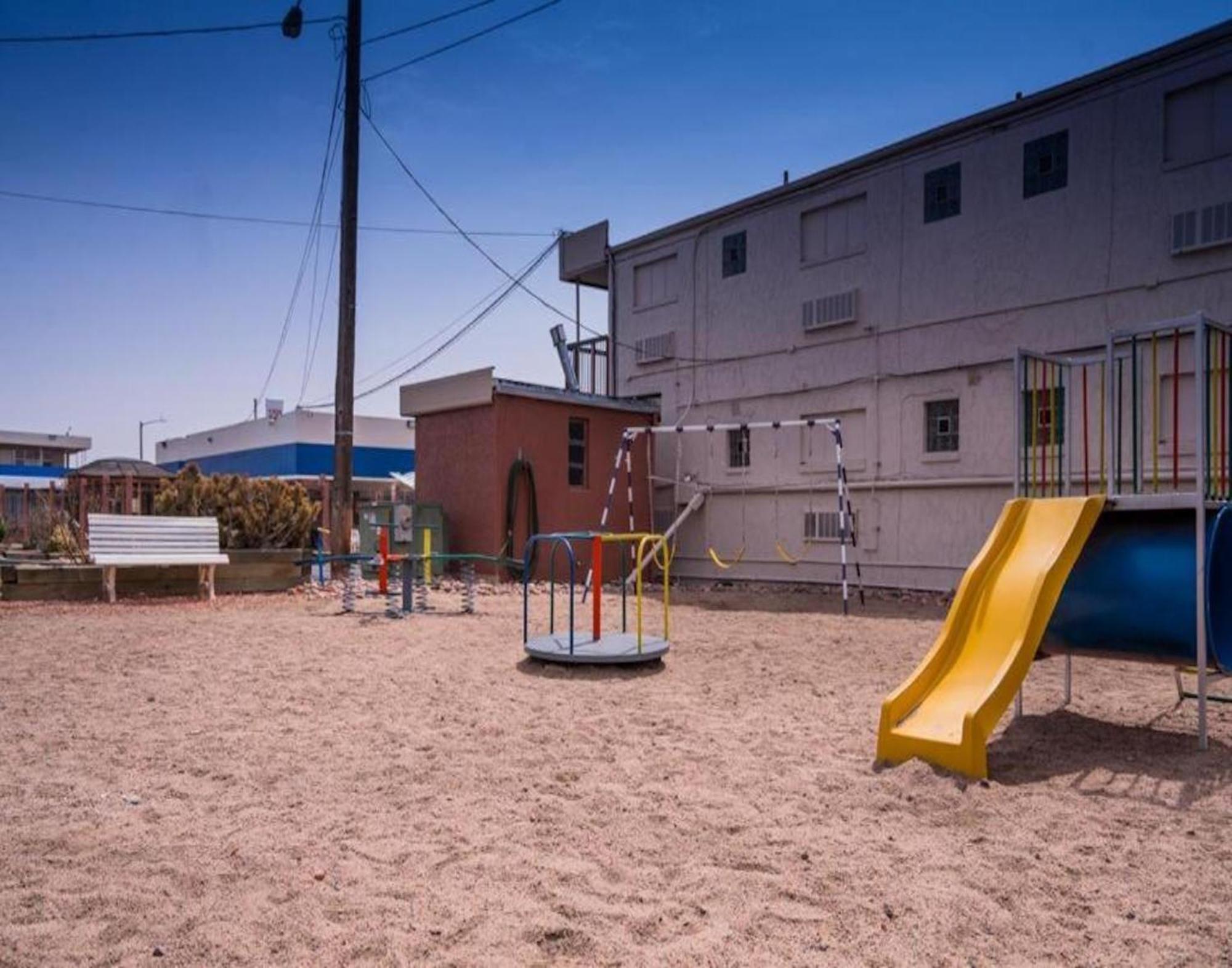 6-canon City, Co 719-458-1216 Hotel Canon City