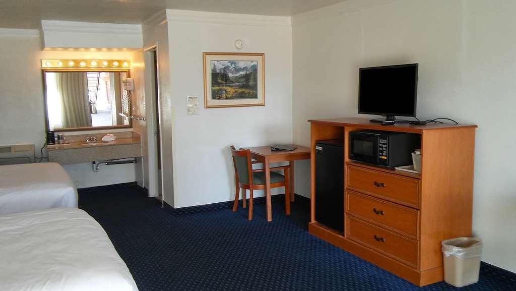 Hotel 6-canon City, Co 719-458-1216