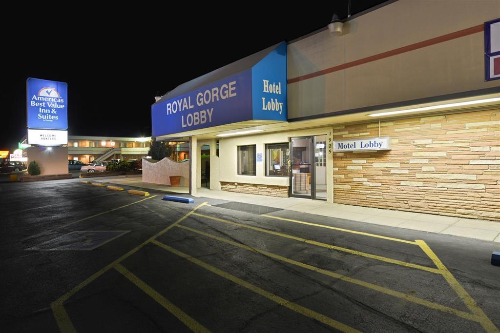 6-canon City, Co 719-458-1216 Hotel Canon City