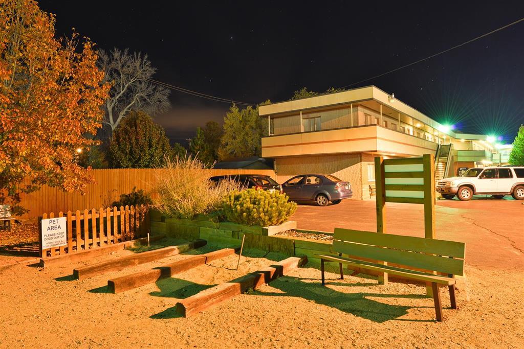 6-canon City, Co 719-458-1216 3*